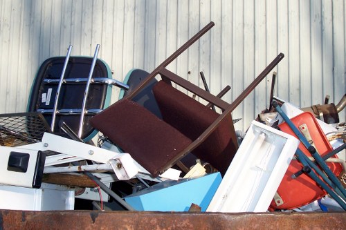 Final cleanup after house clearance in Grove Park